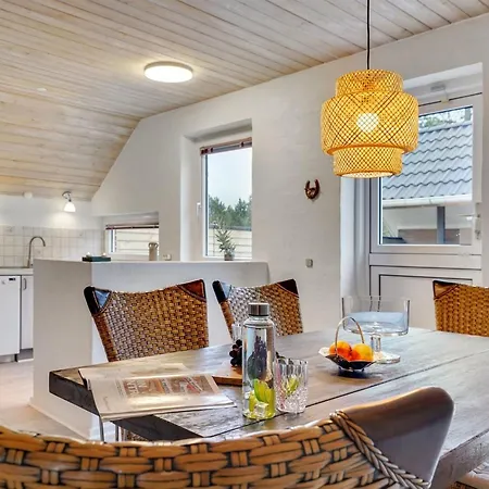 Lumi - 800m From The Sea By Interhome Blåvand